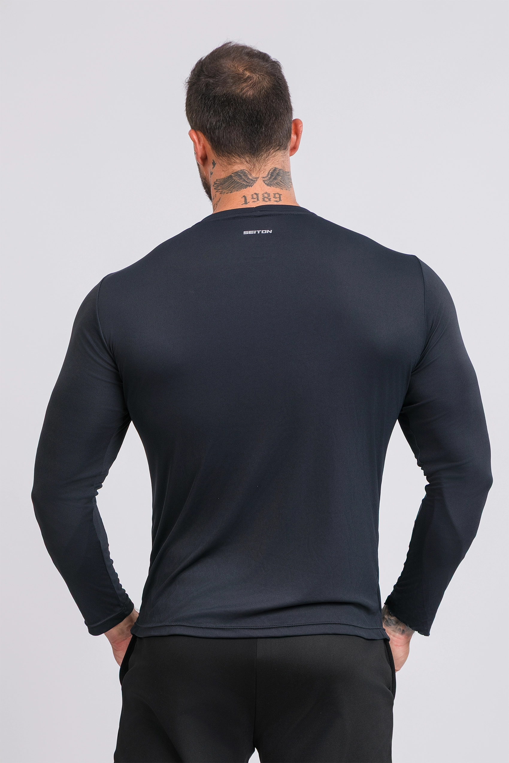 Camiseta Manga Longa Active Tecido Micro Delfos