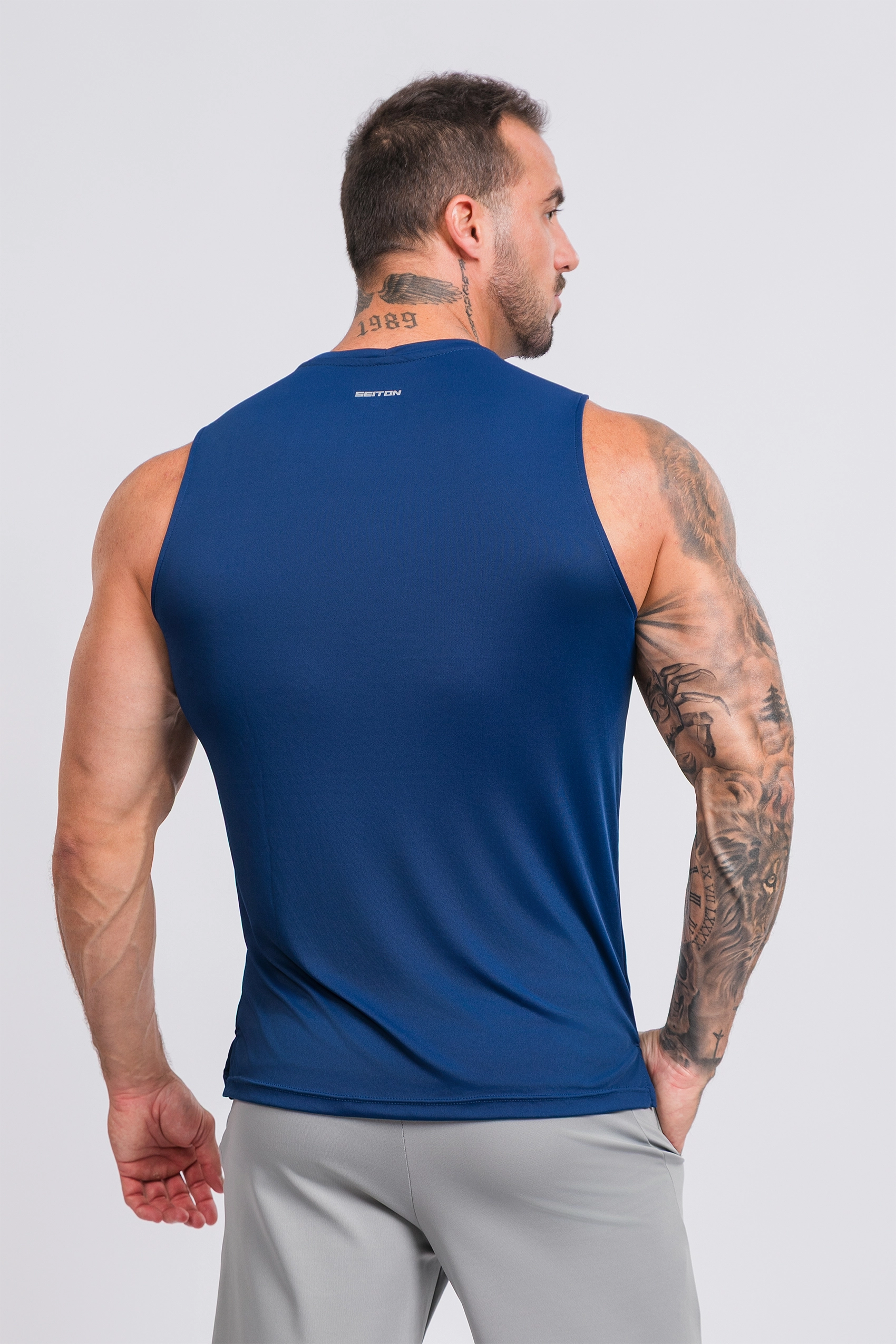 Camiseta Regata Active Tecido Micro Delfos